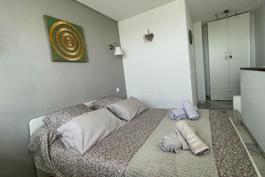 Atico Con Bonita Vista. En Urbanizacion Privada.! Daire Estepona Dış mekan fotoğraf